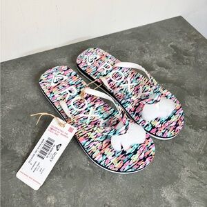 Roxy girls Pebbles Flip Flop Sandals Sandal size 4 big kid new